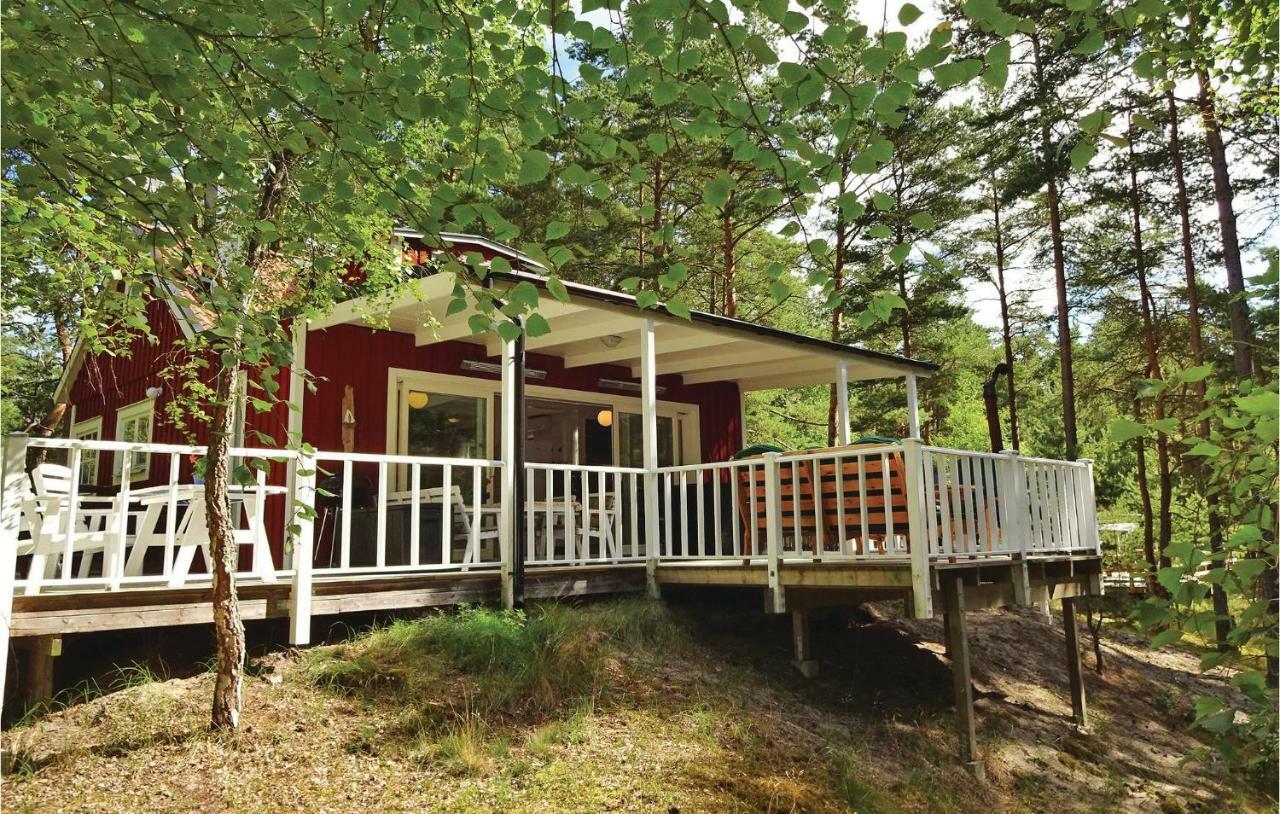 Stunning Home In Yngsjoe With Wifi 외부 사진